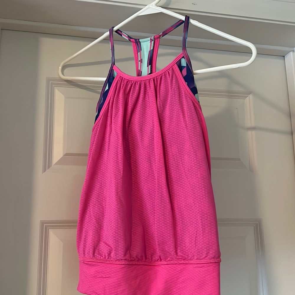 NWOT Ivivvia tank top